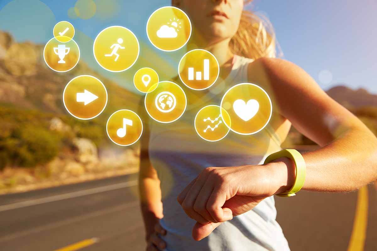 Read more about the article 7 Hot Benefits Of Online Fitness Tracker